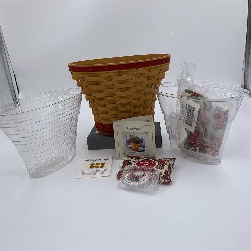 VTG 2002 Longaberger Basket May Series Geranium Liner, Tag, Protector Signed